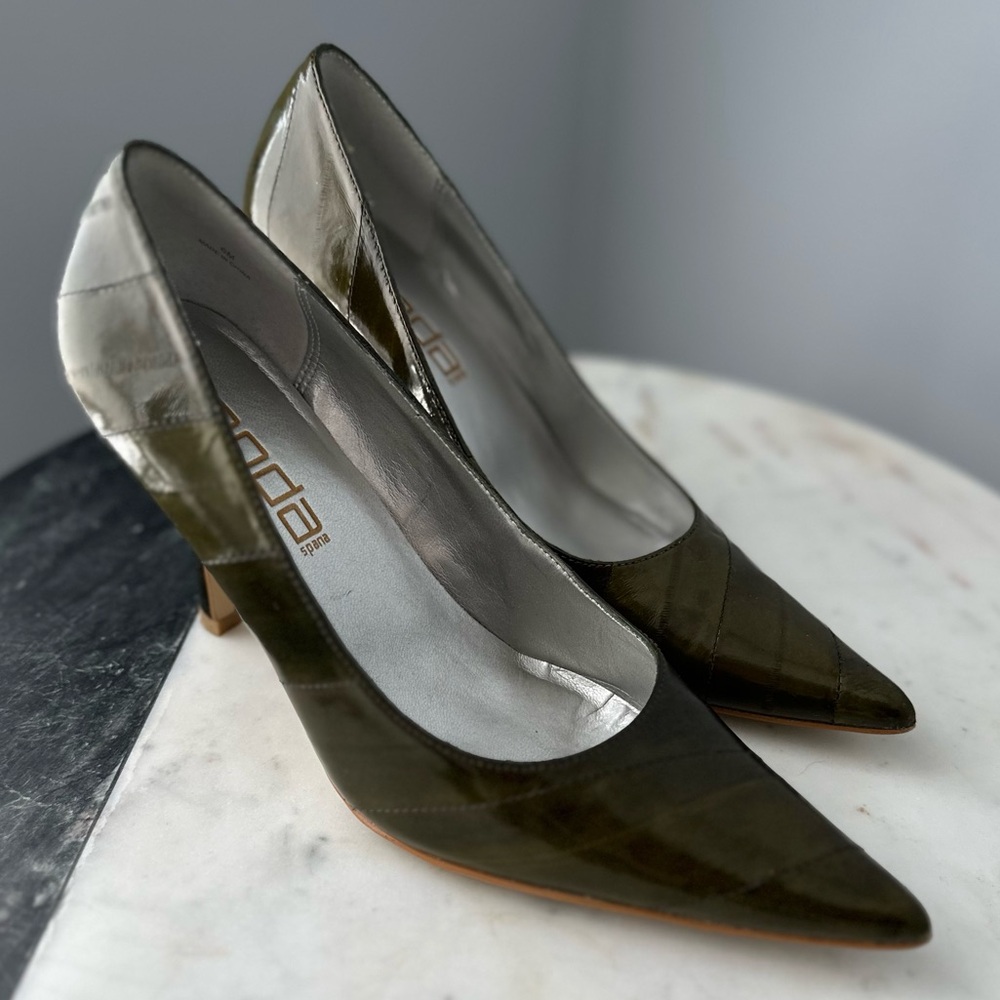 MODA Pointy Toe Eel Stiletto, Green